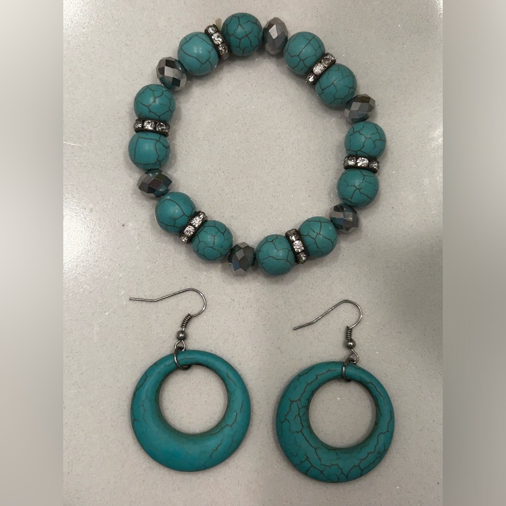 Bracelet & Earrings set for $10